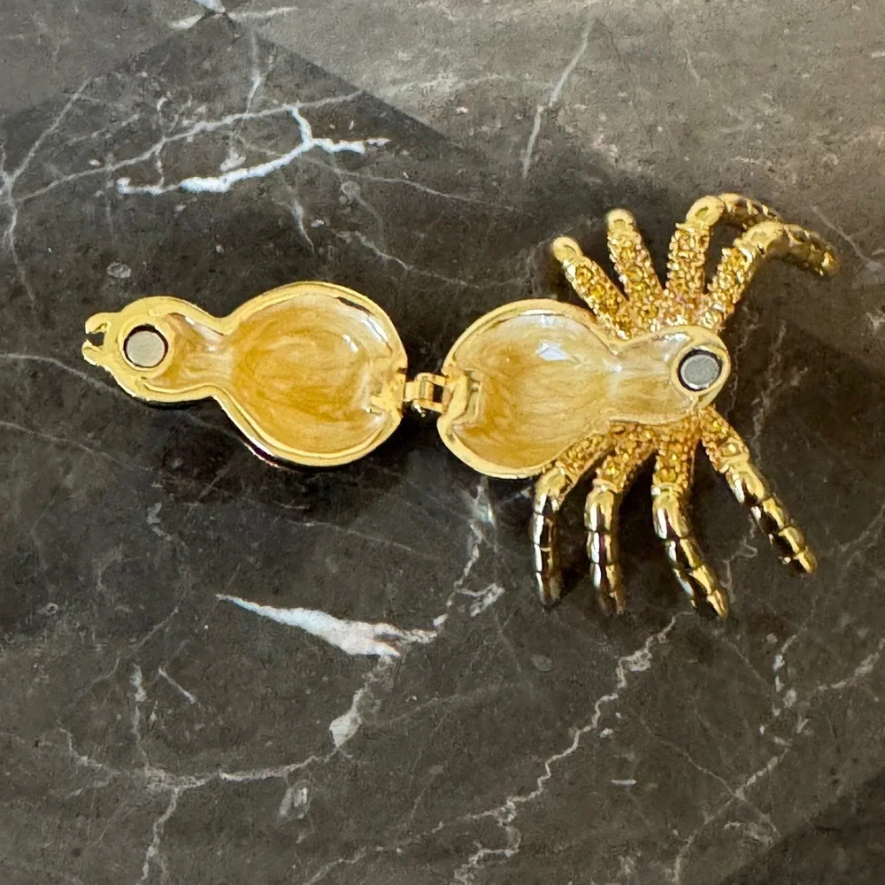 Jeweled Spider Trinket Box Gold Tone Enamel Rhinestone Hinged Collectible Box